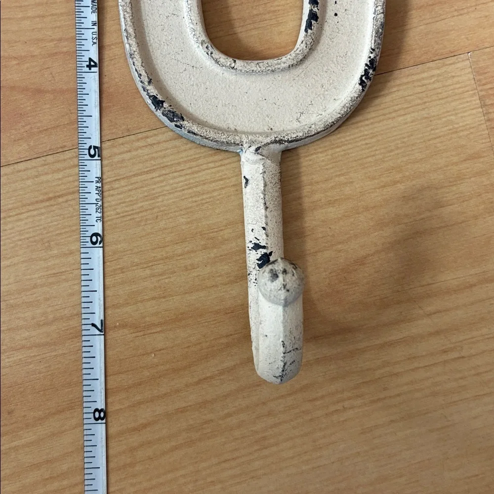 Vintage-inspired Cream Ivory Cast Iron Initial Letter U Wall Hook